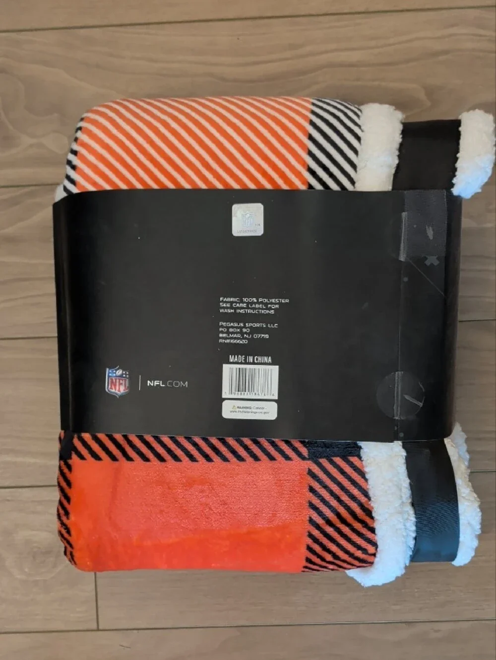Cincinnati Bengals Faux Shearling Throw Blanket in Orange & White - Super Soft
